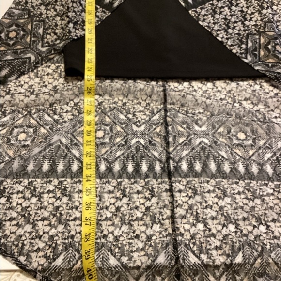 Material Girl Sleeveless crop Dress - Picture 9 of 10